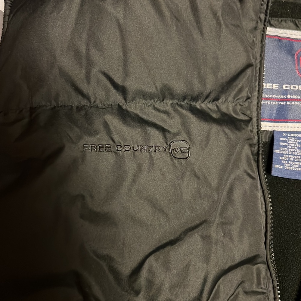 Free Country Fleece lined Puffer Vest - Picture 3 of 9